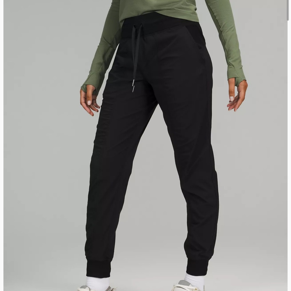 Lulu Lemon black dance studio joggers